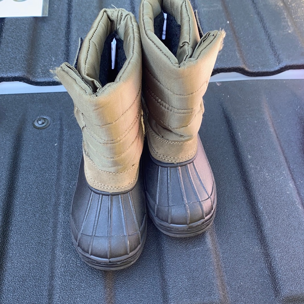 Excellent condition rain boots, worn one time